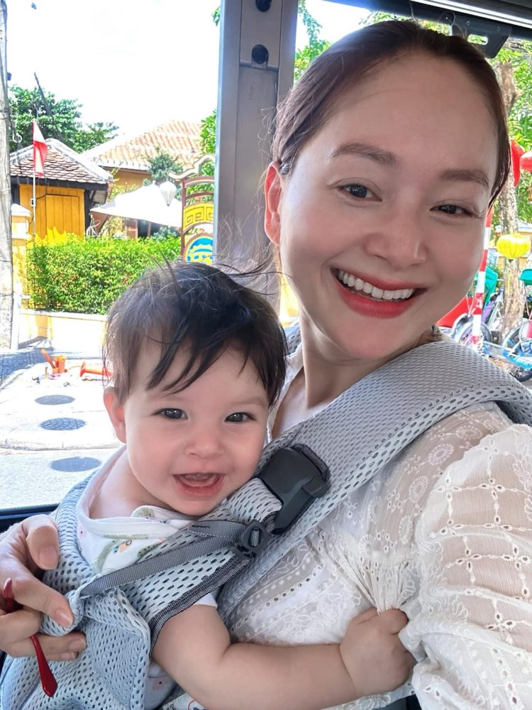 Những sao Việt đón