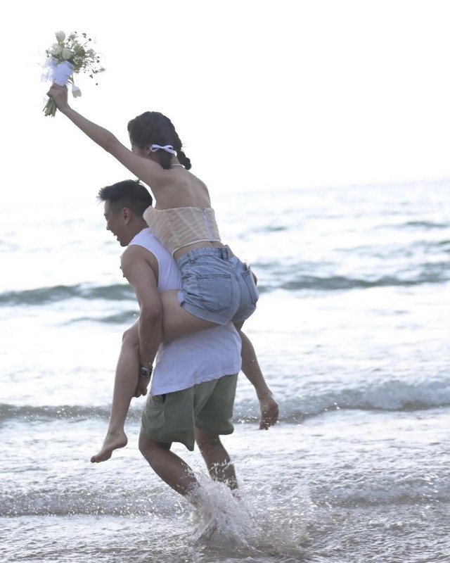 Hàn Hằng khoe tin vui- Ảnh 5. Hàn Hằng khoe tin vui- Ảnh 5.