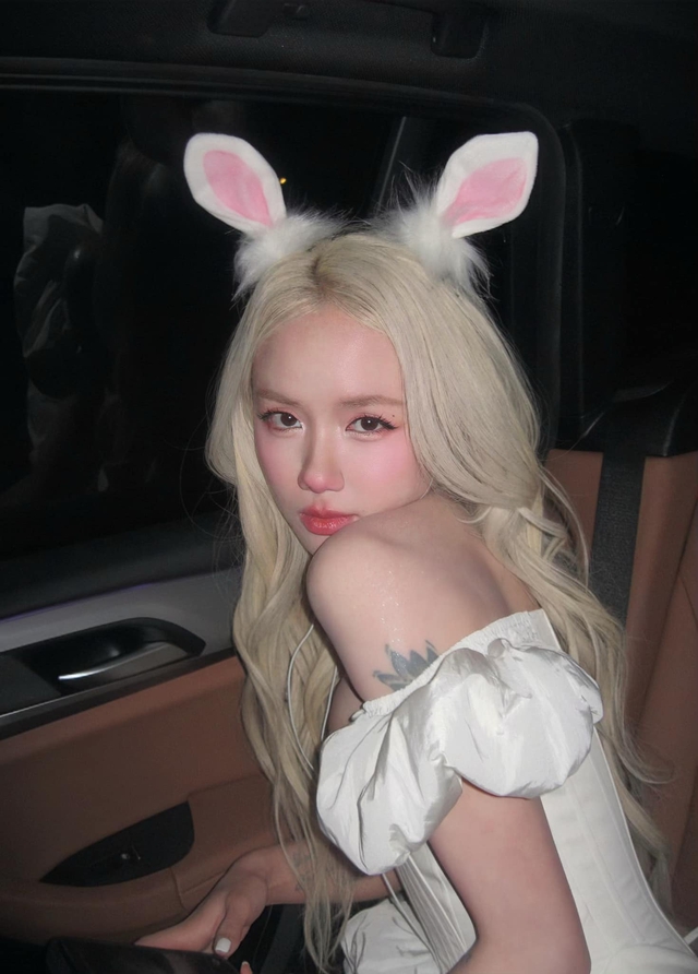 Phương Ly hóa thỏ hồng đi chơi Halloween, giao diện gợi cảm cỡ nào?- Ảnh 4. Phương Ly hóa thỏ hồng đi chơi Halloween, giao diện gợi cảm cỡ nào?- Ảnh 4.