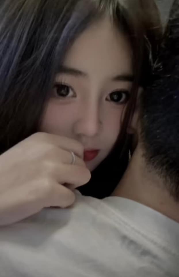 Nhan sắc không kém Quỳnh Alee, thêm một hot girl Liên Quân khiến dân tình ngất ngây- Ảnh 5. Nhan sắc không kém Quỳnh Alee, thêm một hot girl Liên Quân khiến dân tình ngất ngây- Ảnh 5.