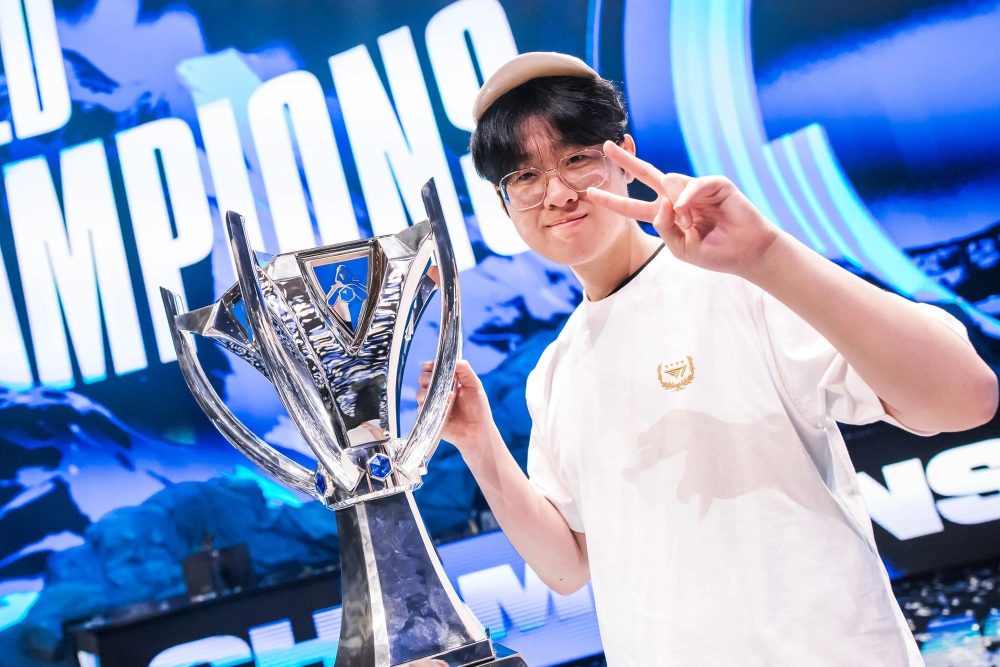 Một game thủ rời đội hút hơn 100K lượt tương tác