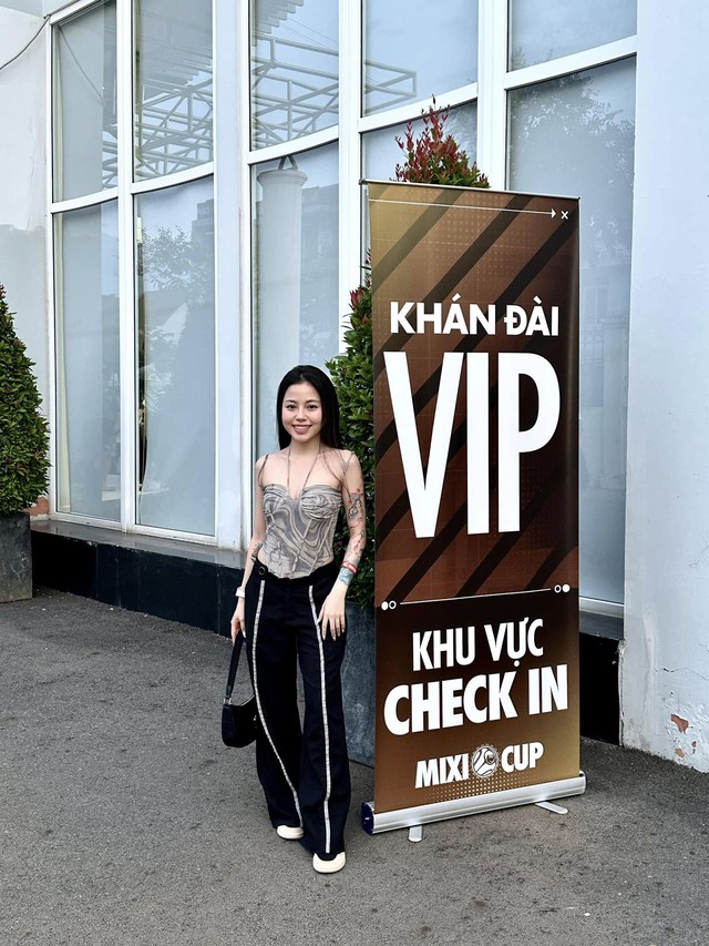 Đã lâu không gặp, Lai Lai xuất hiện giản dị chưa từng thấy, thái độ Đã lâu không gặp, Lai Lai xuất hiện giản dị chưa từng thấy, thái độ