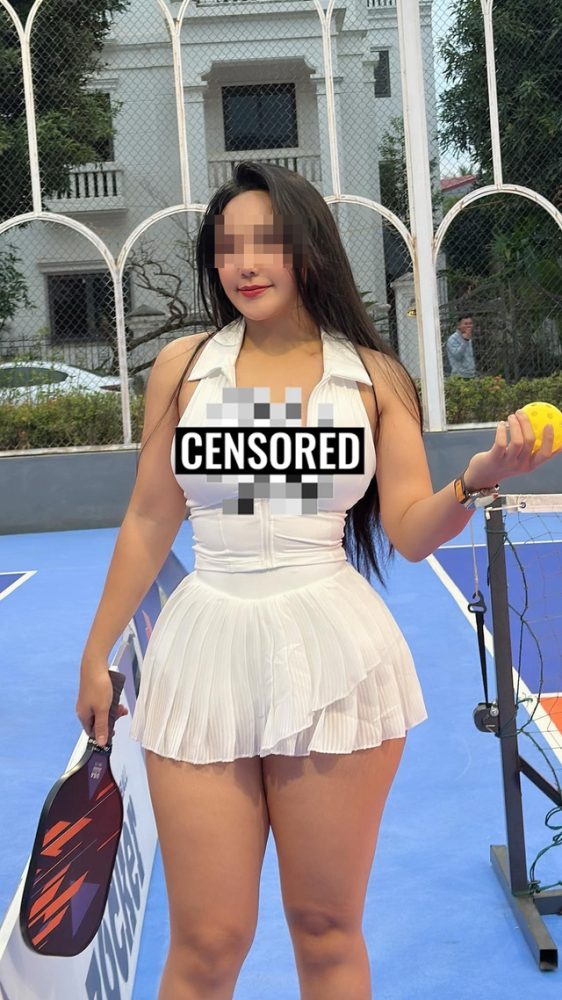 Lại xuất hiện một hot girl hở bạo Lại xuất hiện một hot girl hở bạo