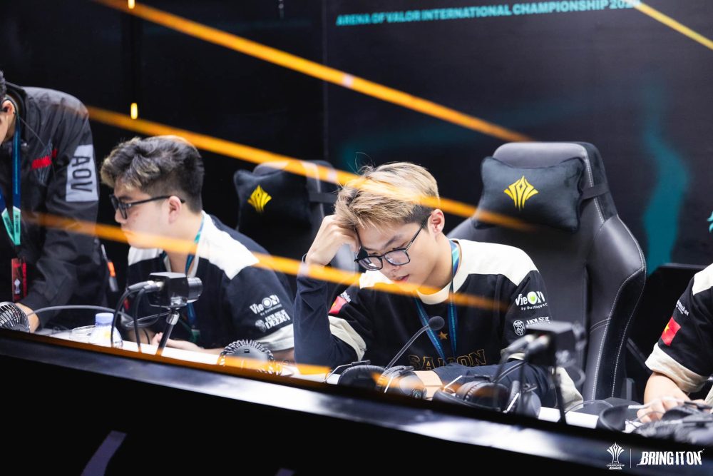 Đây là sai lầm chí mạng khiến Saigon Phantom bị loại khỏi AIC 2024- Ảnh 2. Đây là sai lầm chí mạng khiến Saigon Phantom bị loại khỏi AIC 2024- Ảnh 2.