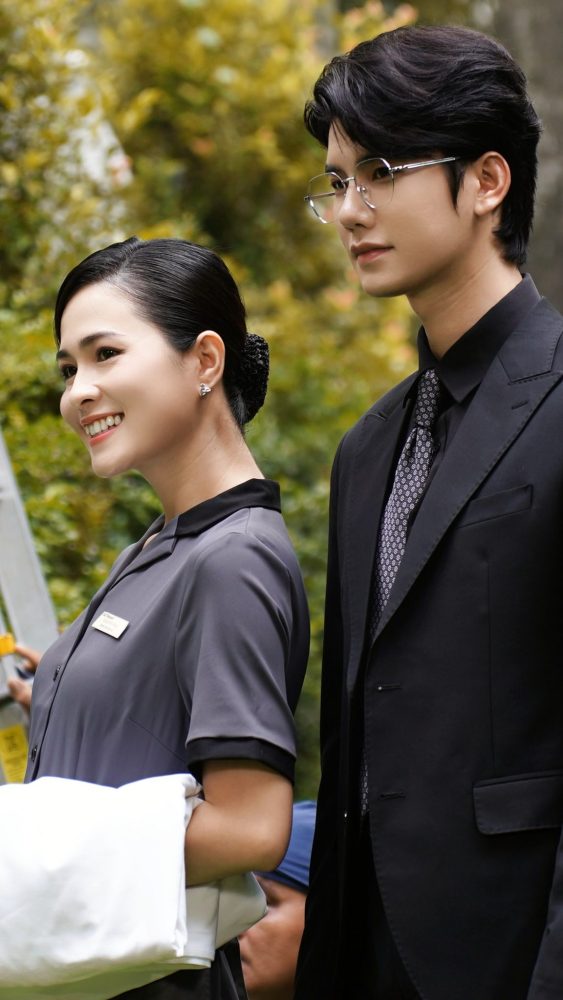 Tổng tài Việt đẹp như tượng tạc vẫn bị mắng tới tấp, đến cài cúc áo cũng là cả một “bầu trời kém sang”- Ảnh 1. Tổng tài Việt đẹp như tượng tạc vẫn bị mắng tới tấp, đến cài cúc áo cũng là cả một “bầu trời kém sang”- Ảnh 1.