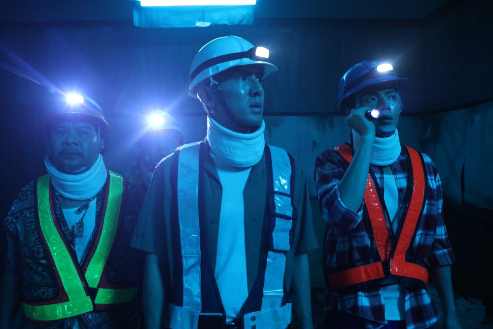 Phim mới chiếu đã gây sốt MXH Việt vì hài dã man, nam chính là