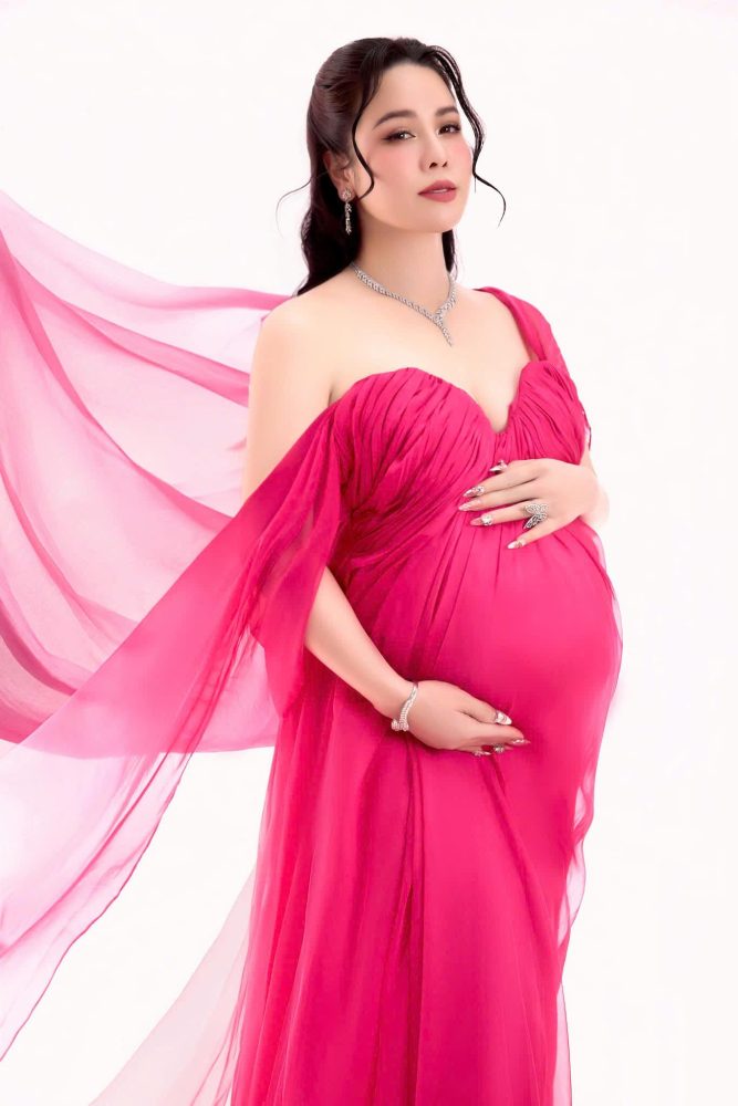 Nhật Kim Anh để lộ thông tin về con thứ 2, còn làm 1 điều đặc biệt- Ảnh 4. Nhật Kim Anh để lộ thông tin về con thứ 2, còn làm 1 điều đặc biệt- Ảnh 4.