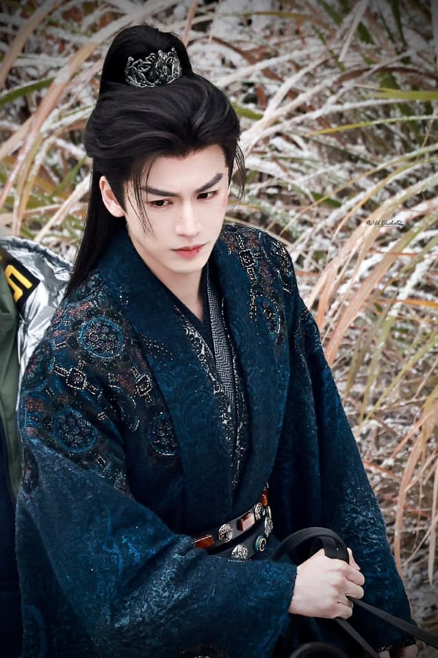 Hầu gia đẹp nhất màn ảnh Hoa ngữ hiện tại: Đóng phim mới nhan sắc phong thần, không ngôn từ nào có thể diễn tả- Ảnh 6. Hầu gia đẹp nhất màn ảnh Hoa ngữ hiện tại: Đóng phim mới nhan sắc phong thần, không ngôn từ nào có thể diễn tả- Ảnh 6.