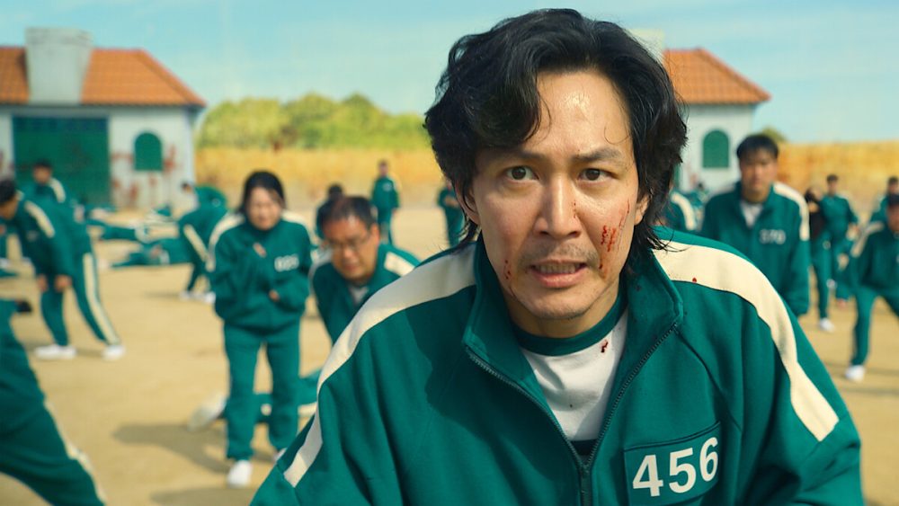 Squid Game 2 chưa chiếu đã gây sốt toàn cầu: Điên rồ hơn hẳn phần 1, nam chính kiếm bộn tiền chỉ trong 10 ngày- Ảnh 6. Squid Game 2 chưa chiếu đã gây sốt toàn cầu: Điên rồ hơn hẳn phần 1, nam chính kiếm bộn tiền chỉ trong 10 ngày- Ảnh 6.