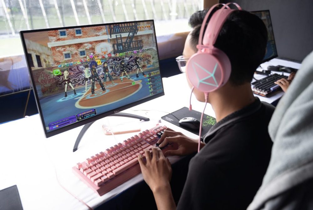 ad_4nxd7q2_ihzof3ic3aykdpu0bv-wmwh_ghlnyfpe1hxumq9_05vcer14nvyg0-upvw3o3zre0w8evle1grsagkwfmueamfgnts1ijmi-emea56l4ss5bebld7mse3dvtws5h9t_1i7v3ifogw7igjl8y3m_r7 Không ngại mưa rơi, hơn 10.000 khán giả cùng tới tham dự sự kiện AU FES tại Hà Nội ad 4nxd7q2 ihzof3ic3aykdpu0bv wmwh ghlnyfpe1hxumq9 05vcer14nvyg0 upvw3o3zre0w8evle1grsagkwfmueamfgnts1ijmi emea56l4ss5bebld7mse3dvtws5h9t 1i7v3ifogw7igjl8y3m r7