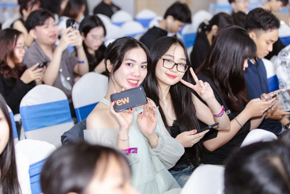 AU FES 2024 - Hàng ngàn người đến tham gia đại sự kiện âm nhạc do Audition - VTC tổ chức tại 2 đầu cầu Nam - Bắc ad 4nxfd9cdrmcieqb1eegyek5 ri232ciab3e9nsuumqdeoddzeavgnyjpbh5zcp7f gmoo07n tnegd1w2dywklgbdgpqpfocefupureo7c8u9pnn zbgzszh 72ezbkffouljq4jpawigcptwdlkmisriyock