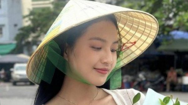 Ngôi sao phim giờ vàng VTV nhìn mỏng manh yếu đuối nhưng khỏe đến khó tin 27 Ngôi sao phim giờ vàng VTV nhìn mỏng manh yếu đuối nhưng khỏe đến khó tin adt1733967142 bich ngoc 9 4534 anh cat 3 2 auto cropjpg