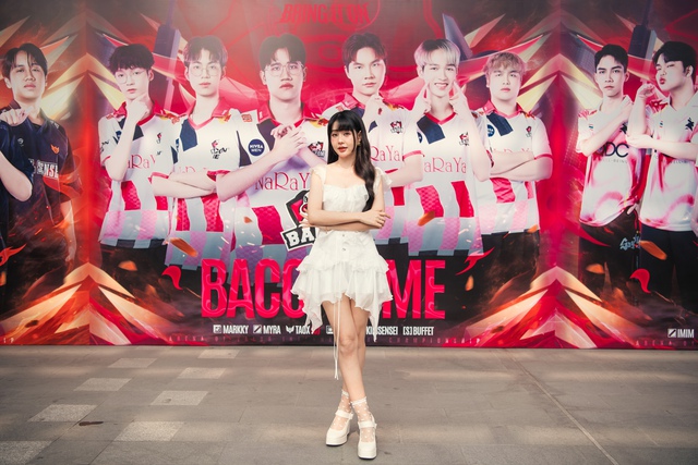 Chung kết sôi động của AIC 2024: MC Phương Thảo Chung kết sôi động của AIC 2024: MC Phương Thảo