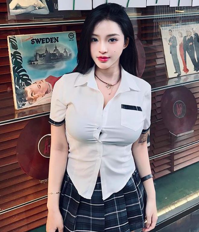 3 vòng siêu khủng, gái xinh bị 3 vòng siêu khủng, gái xinh bị