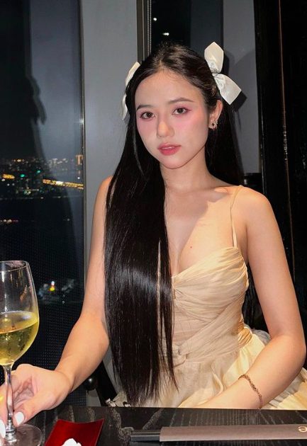 Bò Chảnh công khai chuyện chỉnh sửa, nhan sắc hot girl khiến dân tình ngây ngất- Ảnh 2. Bò Chảnh công khai chuyện chỉnh sửa, nhan sắc hot girl khiến dân tình ngây ngất- Ảnh 2.