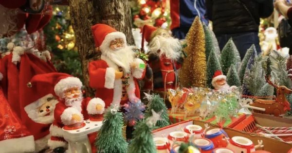 Giới trẻ "chơi Tết" ra sao? anh chup man hinh 2024 12 31 luc 225151 17356603237381475069374 379 455 1169 1720 crop 17356603450671957218824png