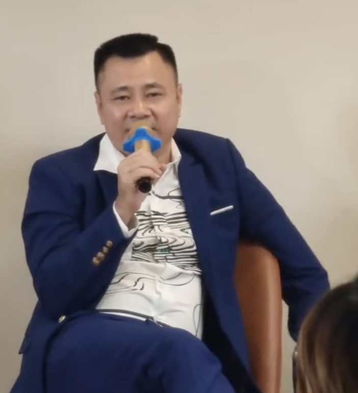 Tự Long spoil cực nóng về Táo Quân 2025: Mời dàn anh tài, chị đẹp tham gia?- Ảnh 2. Tự Long spoil cực nóng về Táo Quân 2025: Mời dàn anh tài, chị đẹp tham gia?- Ảnh 2.