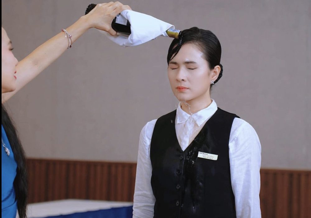 Mẹ Lao Công Học Yêu: Bị tát quá nhiều, sao nữ đóng cảnh 18+ lệch lạc nói gì?- Ảnh 5. Mẹ Lao Công Học Yêu: Bị tát quá nhiều, sao nữ đóng cảnh 18+ lệch lạc nói gì?- Ảnh 5.