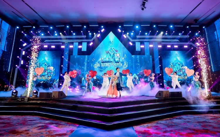 au-0410g Đầu cầu TP.HCM đón hàng ngàn khán giả tới tham gia sự kiện âm nhạc AU FES 2024 au 0410g