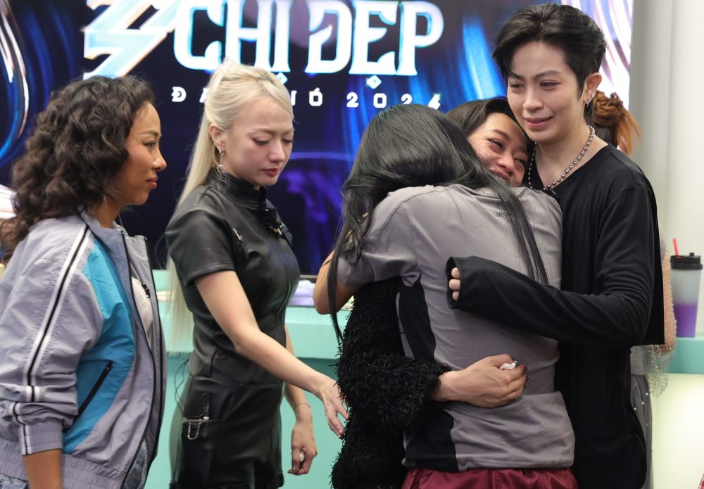 Sốc nhất Chị Đẹp Đạp Gió: 4 người bị loại, 1 nữ ca sĩ xin rút lui giống hệt Bảo Anh- Ảnh 5. Sốc nhất Chị Đẹp Đạp Gió: 4 người bị loại, 1 nữ ca sĩ xin rút lui giống hệt Bảo Anh- Ảnh 5.