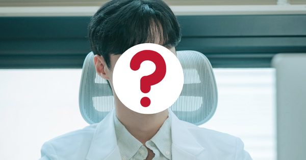 Xuất hiện nhân vật bí ẩn không có trong nguyên tác When the Phone Rings, netizen đồn đoán “phản diện chắc luôn” avatar1732537020875 173253702299439774448 28 0 447 800 crop 17325371545251759710997png