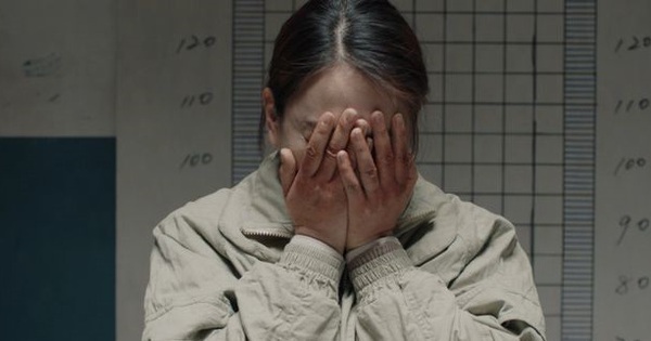 Mỹ nhân lột xác ngoạn mục nhờ đôi bàn tay đặc biệt giúp cô trở thành "sách giáo khoa diễn xuất" avatar1733220929784 17332209305921220736933 0 0 322 615 crop 17332210481301110204632jpg