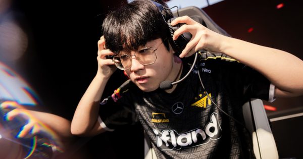 Khán giả phát hiện Zeus đã "outplay" fan từ trước khi bùng nổ drama chuyển nhượng với T1 avatar1734682409900 17346824101541080026768 22 0 336 600 crop 1734682548015427120325png