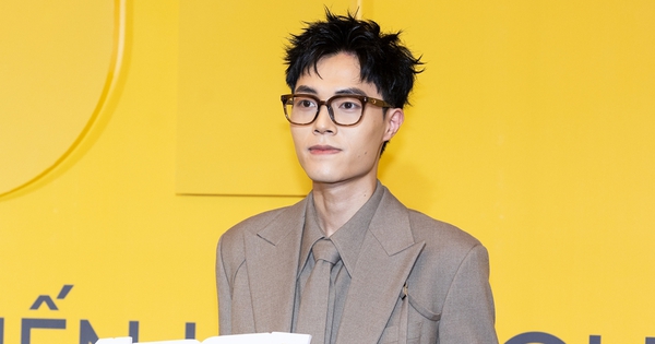 Phan Đạt bất ngờ khen ngợi Phương Lan hậu ồn ào đấu tố, còn tiết lộ hình mẫu bạn gái tương lai avatar1735203660905 17352036613031910880476 0 0 524 1000 crop 17352037558691170120268jpg