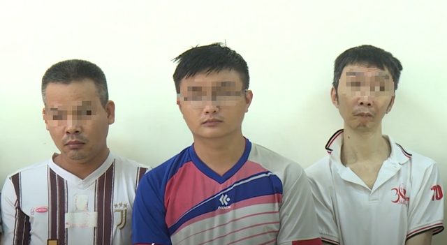 photo-1730451216082 photo-1730451216082