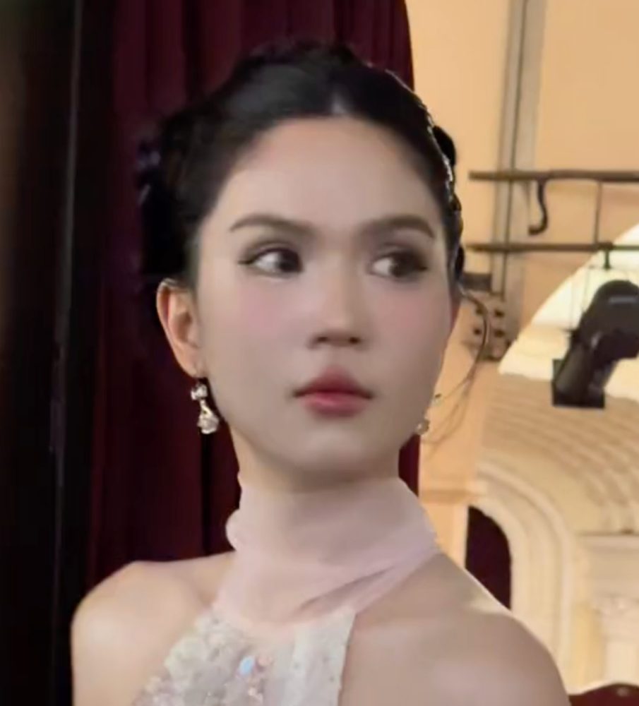 Visual mới nhất của Ngọc Trinh ở sự kiện, thái độ thế nào khi nhắc chuyện tế nhị?- Ảnh 2. Visual mới nhất của Ngọc Trinh ở sự kiện, thái độ thế nào khi nhắc chuyện tế nhị?- Ảnh 2.
