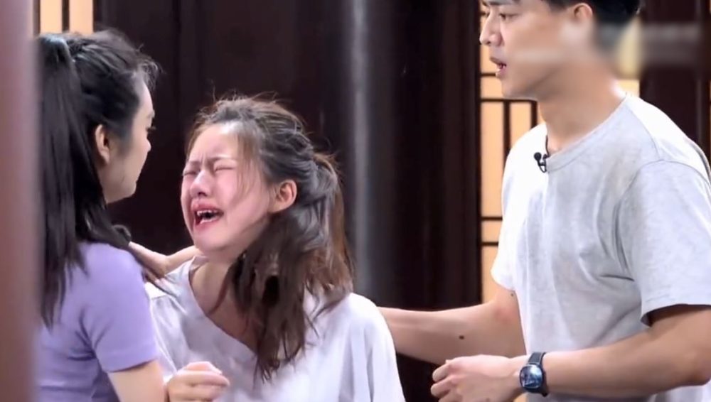 Bức ảnh tiên tri bệnh tật nghiệt ngã của Triệu Lộ Tư cách đây 5 năm khiến hàng triệu người rùng mình- Ảnh 2. Bức ảnh tiên tri bệnh tật nghiệt ngã của Triệu Lộ Tư cách đây 5 năm khiến hàng triệu người rùng mình- Ảnh 2.