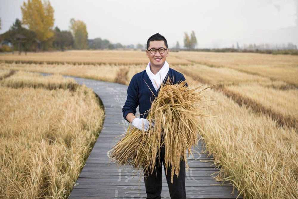 Mỹ nam bất hạnh nhất Hoàn Châu Cách Cách: Cả đời chịu 5 vụ án oan, 54 tuổi không có nhà để về- Ảnh 7. Mỹ nam bất hạnh nhất Hoàn Châu Cách Cách: Cả đời chịu 5 vụ án oan, 54 tuổi không có nhà để về- Ảnh 7.