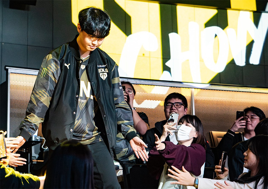 chovy-roi-gen Tin chuyển nhượng LMHT 12/11: GenG chia tay Chovy và Kiin, đón Morgan? chovy roi gen