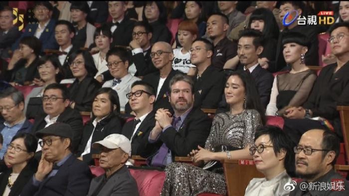 Nữ diễn viên hạng A gây sốc vì từ chối lên trao giải ngay trên sóng trực tiếp, chỉ nói 1 câu mà hàng trăm người nín thở không ai dám cãi- Ảnh 3. Nữ diễn viên hạng A gây sốc vì từ chối lên trao giải ngay trên sóng trực tiếp, chỉ nói 1 câu mà hàng trăm người nín thở không ai dám cãi- Ảnh 3.