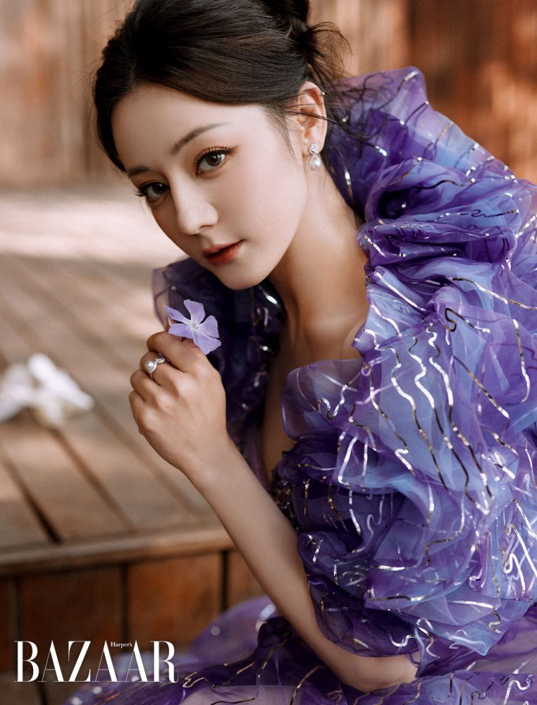 10 mỹ nhân hot nhất Trung Quốc 2024: Lưu Diệc Phi xếp sau Dương Tử, số 1 là cái tên không ai dám phản đối- Ảnh 8. 10 mỹ nhân hot nhất Trung Quốc 2024: Lưu Diệc Phi xếp sau Dương Tử, số 1 là cái tên không ai dám phản đối- Ảnh 8.