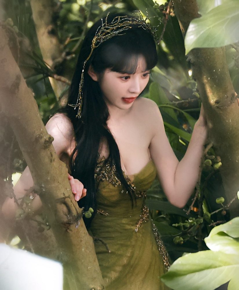 Cô thôn nữ đẹp nhất Trung Quốc hiện tại: Nhan sắc vừa ngây thơ vừa quyến rũ, chỉ một nụ cười mà sáng bừng khung hình- Ảnh 4.