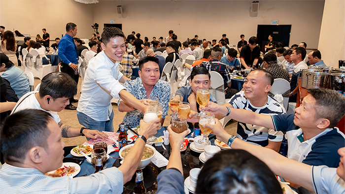 Ngày Hội Đỉnh Phong: Kết Nối Đam Mê - Cùng Nhau Tỏa Sáng, dấu ấn 5 năm của Đỉnh Phong Tam Quốc 5 Ngày Hội Đỉnh Phong: Kết Nối Đam Mê - Cùng Nhau Tỏa Sáng, dấu ấn 5 năm của Đỉnh Phong Tam Quốc 5