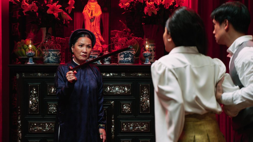 Linh Miêu: Xem phim kinh dị nhưng không thấy sợ, chỉ thấy buồn cười!- Ảnh 5. Linh Miêu: Xem phim kinh dị nhưng không thấy sợ, chỉ thấy buồn cười!- Ảnh 5.