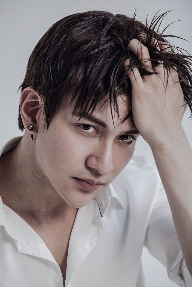 Mỹ nam Việt 33 tuổi “cưa sừng làm nghé” đóng học sinh thất bại, netizen ngán ngẩm “tưởng đâu đúp lớp 10 năm”- Ảnh 5. Mỹ nam Việt 33 tuổi “cưa sừng làm nghé” đóng học sinh thất bại, netizen ngán ngẩm “tưởng đâu đúp lớp 10 năm”- Ảnh 5.