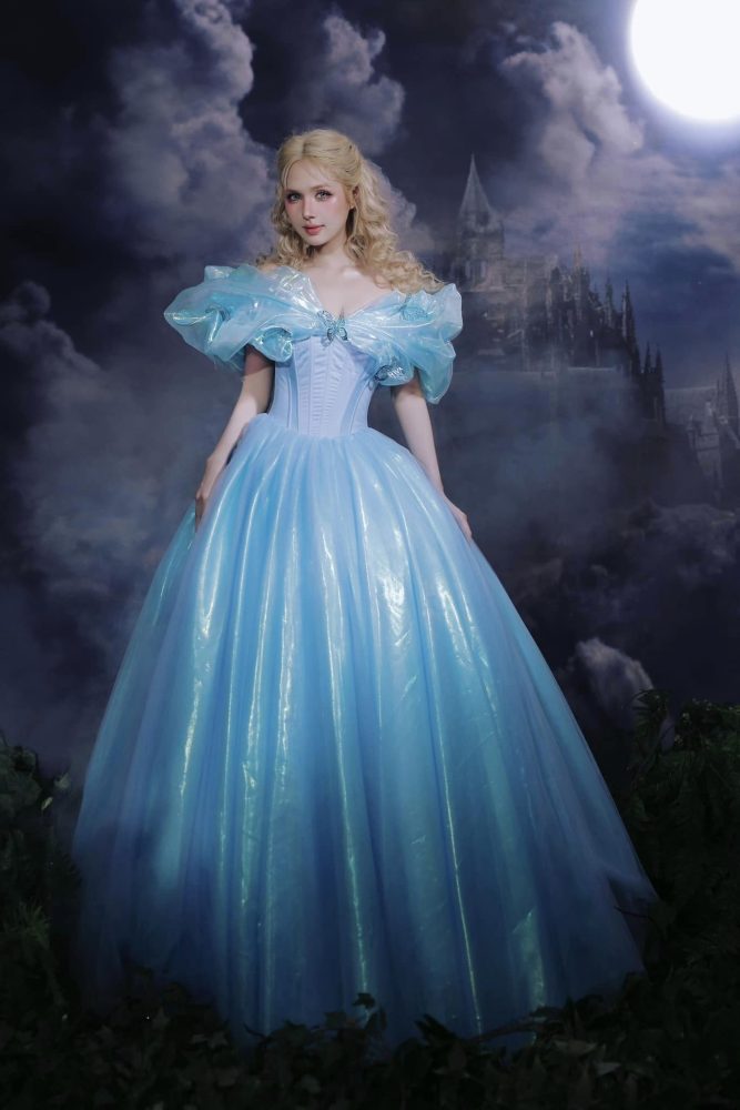 Xoài Non hóa thân thành nàng công chúa với vẻ xinh đẹp như bước ra từ truyện cổ tích e1