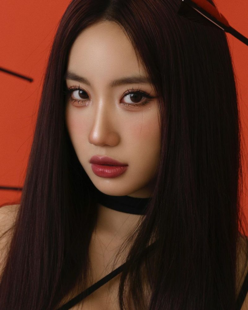 Huyền 2k4 với phong cách thời trang cá tính khiến cư dân mạng "trầm trồ" e32