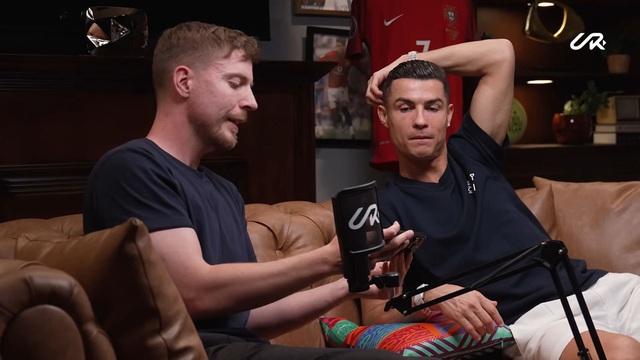 Chỉ một câu nói, MrBeast khiến Ronaldo