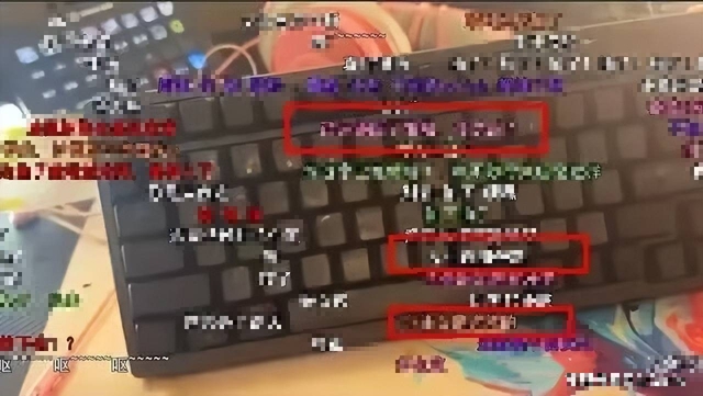 Nữ streamer xinh đẹp khiến fan nam choáng váng vì hậu trường test game