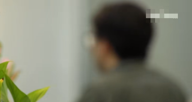 Sốc điếng người khi xem điện thoại của con trai 11 tuổi, ông bố lập tức báo cảnh sát sau dòng tin nhắn từ nữ streamer- Ảnh 1. Sốc điếng người khi xem điện thoại của con trai 11 tuổi, ông bố lập tức báo cảnh sát sau dòng tin nhắn từ nữ streamer- Ảnh 1.