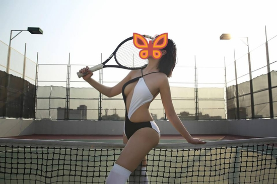 Hot girl gây tranh cãi khi khoe thành tích chơi pickleball 8 tiếng/ngày- Ảnh 5. Hot girl gây tranh cãi khi khoe thành tích chơi pickleball 8 tiếng/ngày- Ảnh 5.