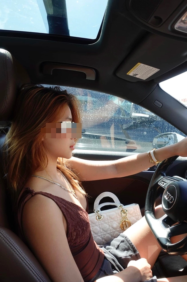 Hot girl TikTok rơi vào liên hoàn drama với những phát ngôn Hot girl TikTok rơi vào liên hoàn drama với những phát ngôn