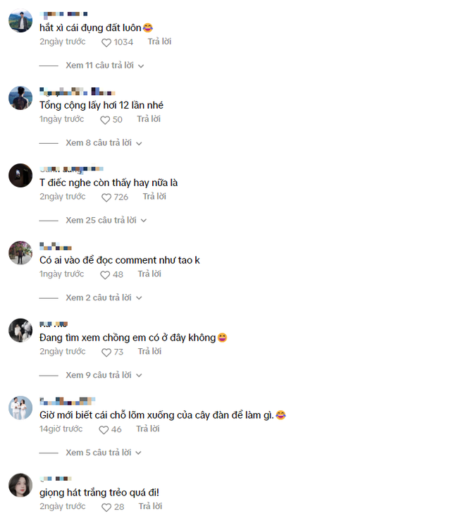 Mặc áo để lộ