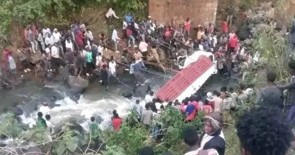 Ít nhất 71 người thiệt mạng do xe tải lao xuống sông ở Ethiopia 28 Ít nhất 71 người thiệt mạng do xe tải lao xuống sông ở Ethiopia ethiopia0 1735555662513 1735555664587882522779 0 37 448 754 crop 1735555692025204859602jpg
