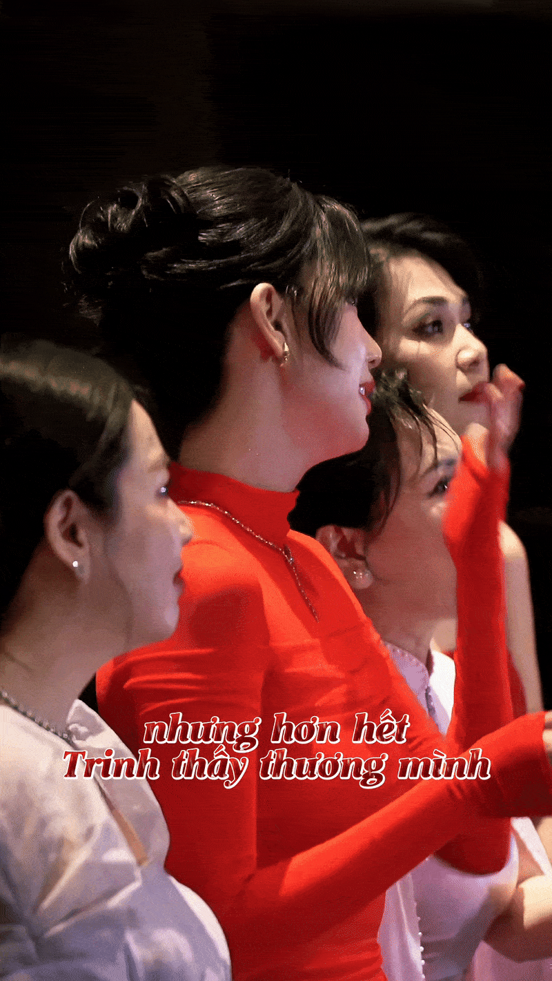 Ngọc Trinh bất ngờ bật khóc nức nở trước hàng trăm người, nghe lý do mà ai cũng thương- Ảnh 4. Ngọc Trinh bất ngờ bật khóc nức nở trước hàng trăm người, nghe lý do mà ai cũng thương- Ảnh 4.