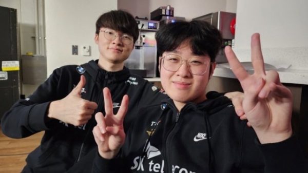 Faker lần đầu lên tiếng về drama Zeus trước loạt phản ứng từ fan 30 Faker lần đầu lên tiếng về drama Zeus trước loạt phản ứng từ fan faker len tieng zeus 2jpg